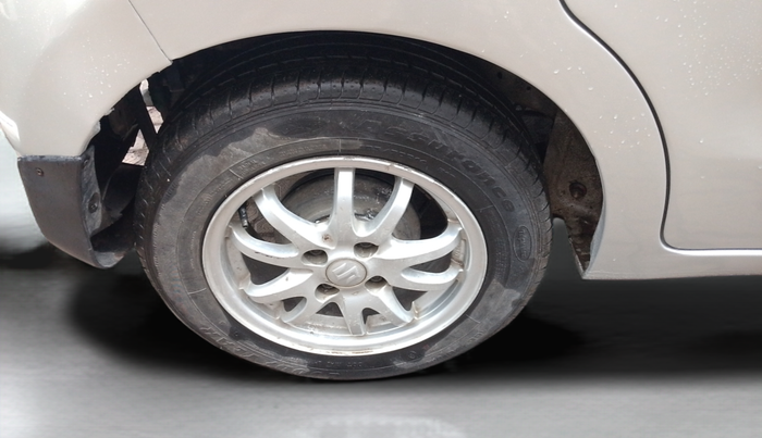 2014 Maruti Celerio VXI, Petrol, Manual, 63,345 km, Right Rear Wheel