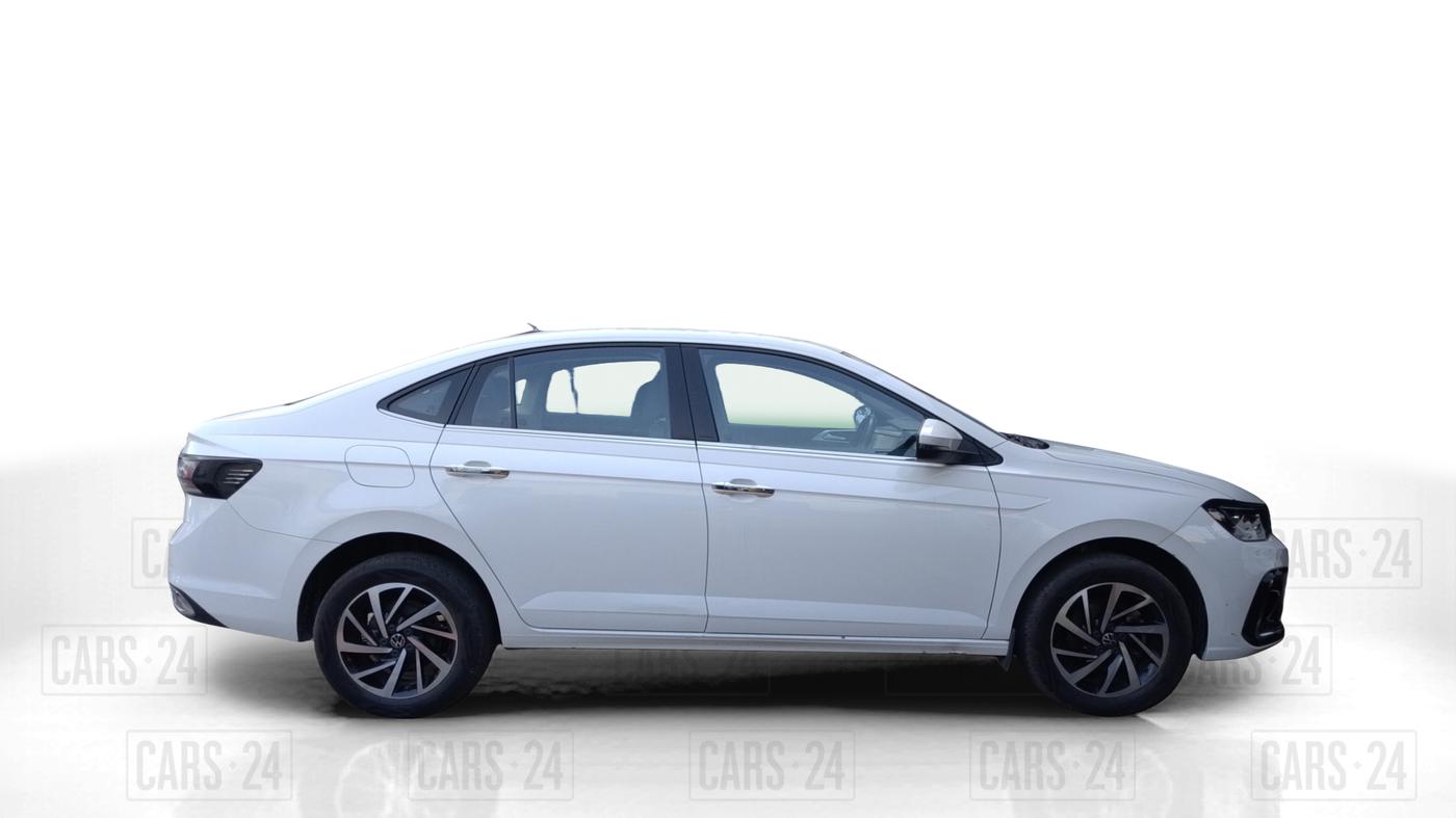 2023 Volkswagen VIRTUS TOPLINE TSI 1.0 AT, Petrol, Automatic, 23,879 km, Right Side View