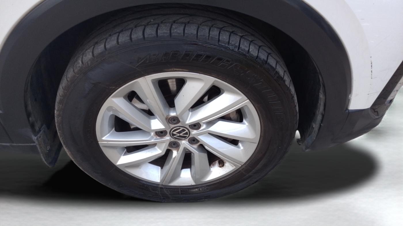 2022 Volkswagen TAIGUN GT 1.5 TSI MT, Petrol, Manual, 12,252 km, Right Front Wheel
