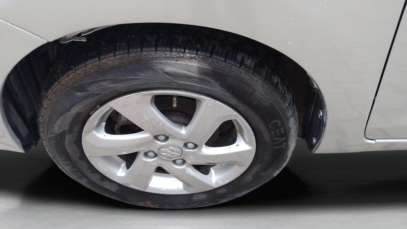 2017 Maruti Celerio ZXI (O), Petrol, Manual, 90,682 km, Left Front Wheel