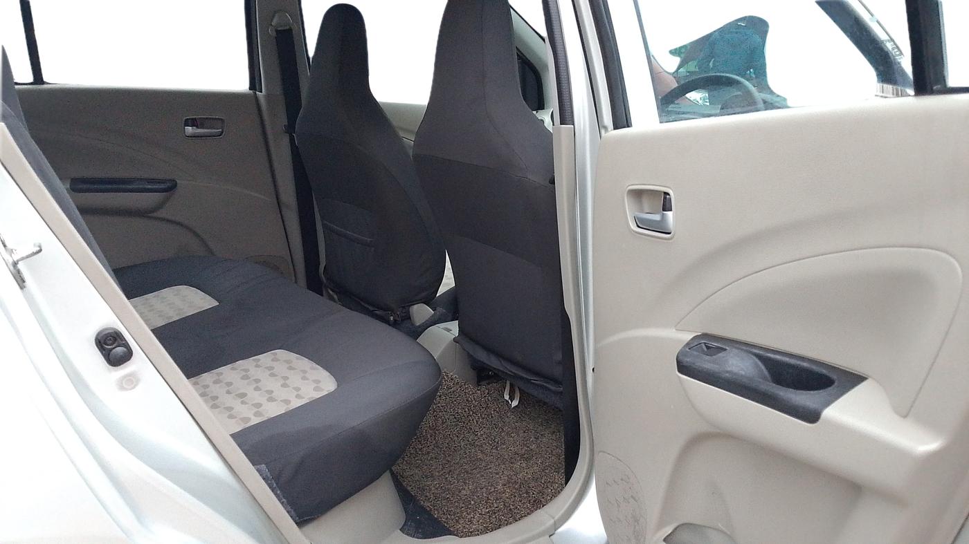 2017 Maruti Celerio ZXI (O), Petrol, Manual, 90,682 km, Right Side Rear Door Cabin