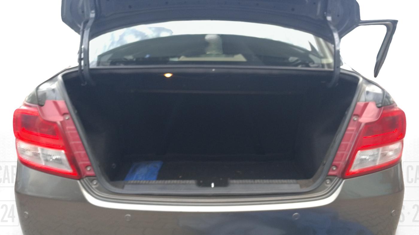 2017 Maruti Dzire ZDI PLUS, Diesel, Manual, 1,27,220 km, Boot Inside