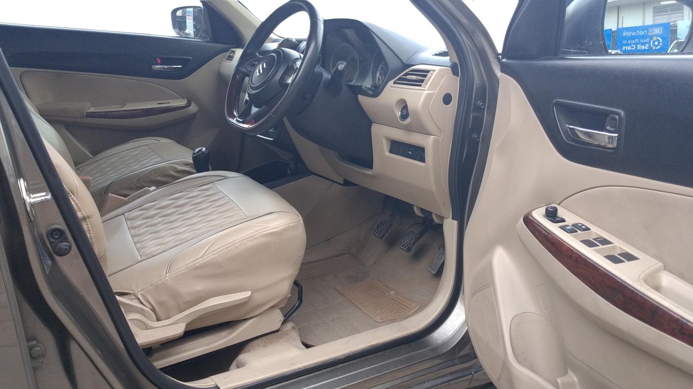 2017 Maruti Dzire ZDI PLUS, Diesel, Manual, 1,27,220 km, Right Side Front Door Cabin
