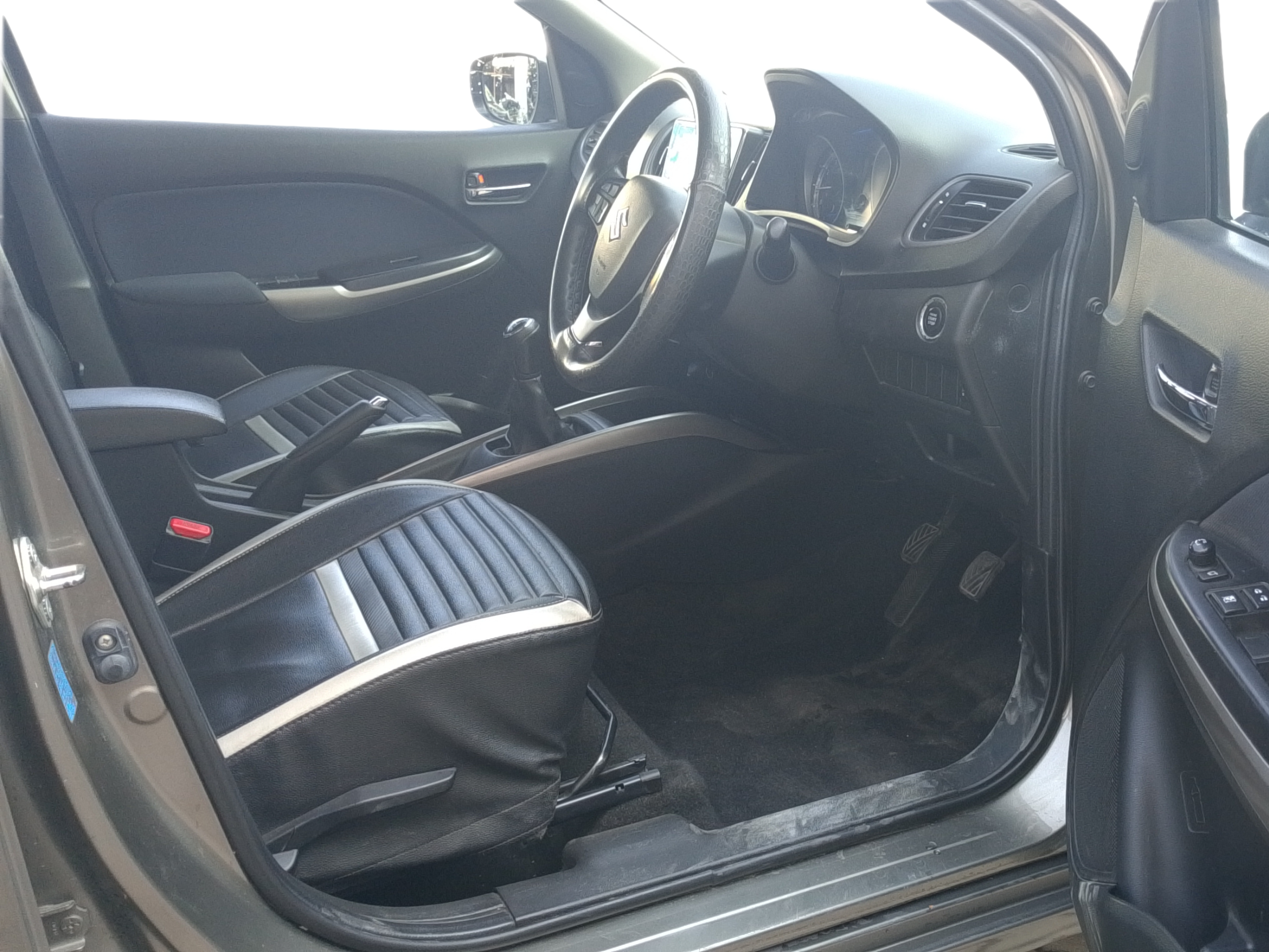 2019 Maruti Baleno ZETA PETROL 1.2, Petrol, Manual, 64,280 km, Right Side Front Door Cabin