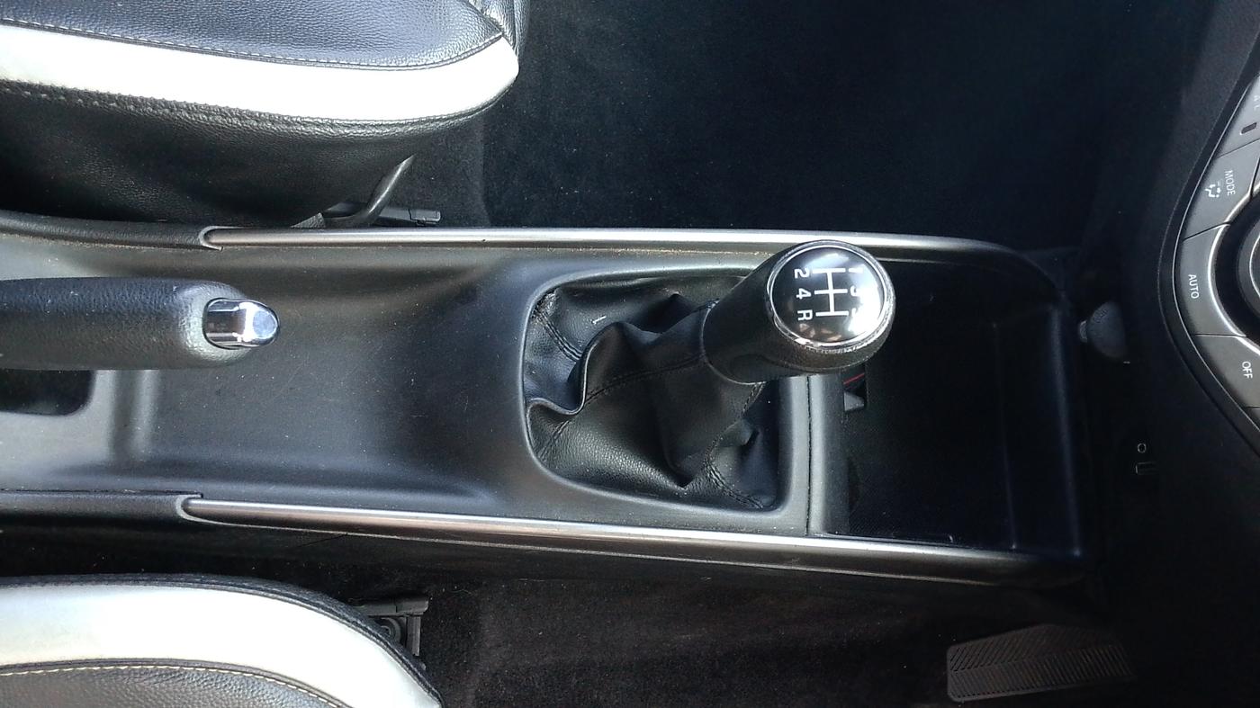 2019 Maruti Baleno ZETA PETROL 1.2, Petrol, Manual, 64,280 km, Gear Lever