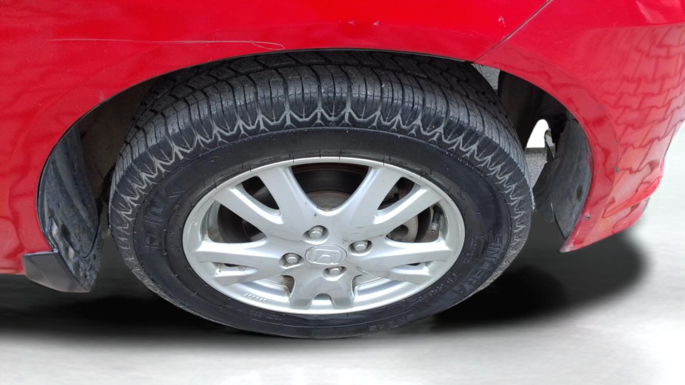 2015 Honda Brio VX AT, Petrol, Automatic, 55,184 km, Right Front Wheel