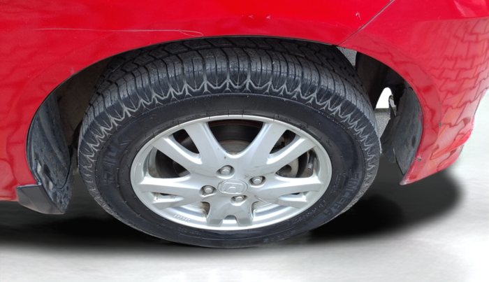 2015 Honda Brio VX AT, Petrol, Automatic, 55,184 km, Right Front Wheel