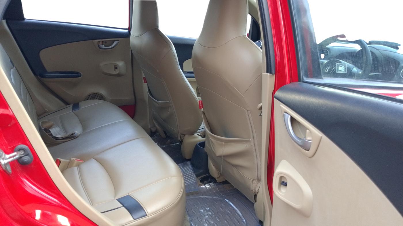 2015 Honda Brio VX AT, Petrol, Automatic, 55,184 km, Right Side Rear Door Cabin