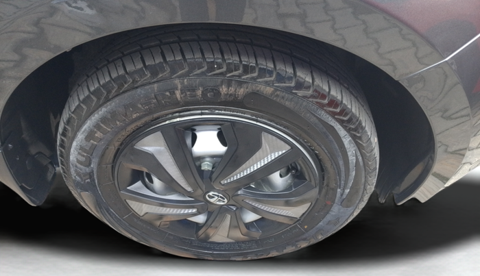 2024 Tata Tiago XE PETROL, Petrol, Manual, 1,545 km, Right Front Wheel