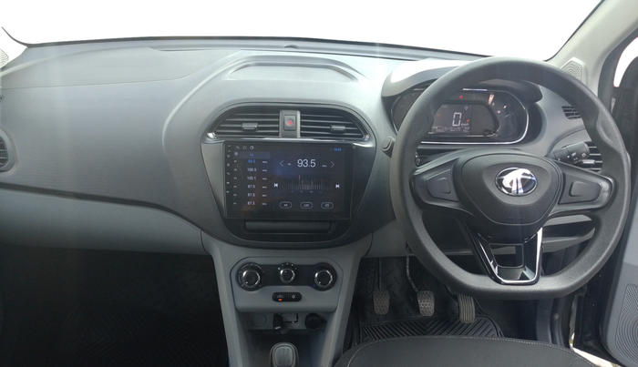 2024 Tata Tiago XE PETROL, Petrol, Manual, 1,545 km, Dashboard