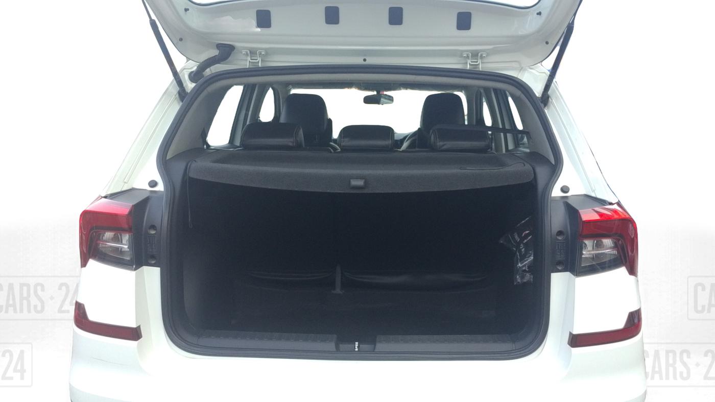 2021 Skoda KUSHAQ AMBITION 1.0L TSI AT, Petrol, Automatic, 35,567 km, Boot Inside
