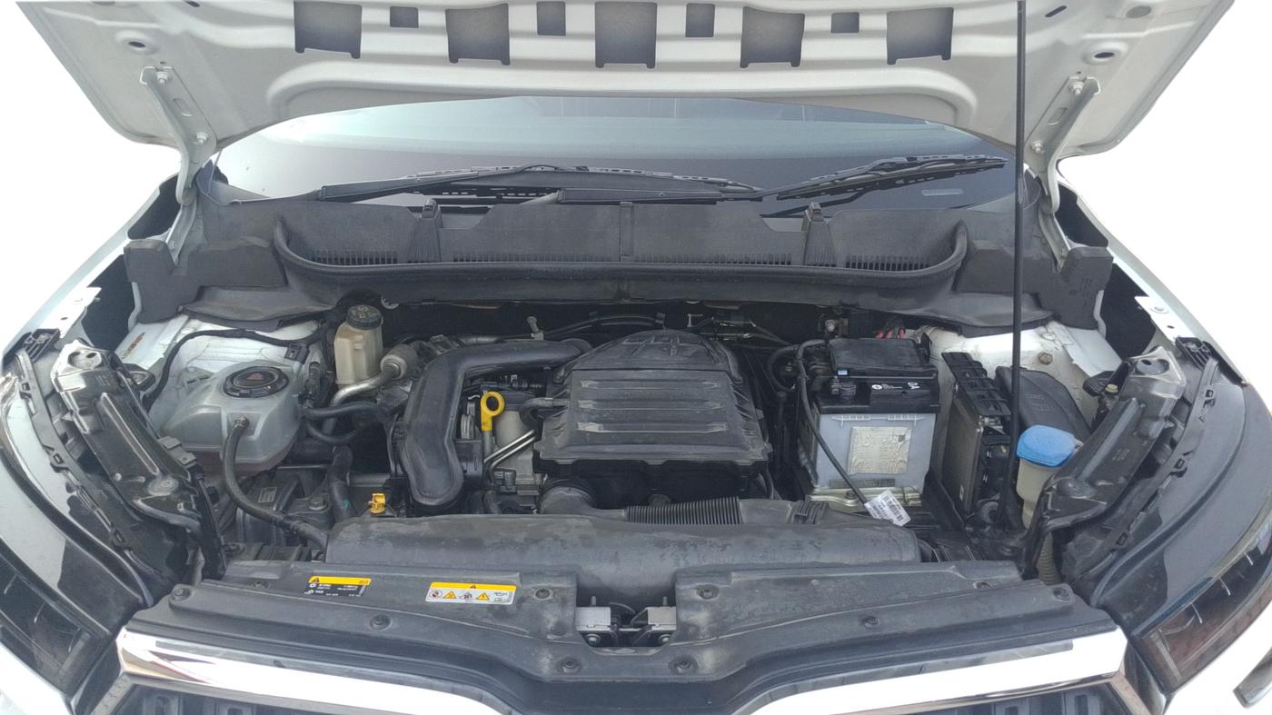 2021 Skoda KUSHAQ AMBITION 1.0L TSI AT, Petrol, Automatic, 35,567 km, Open Bonnet