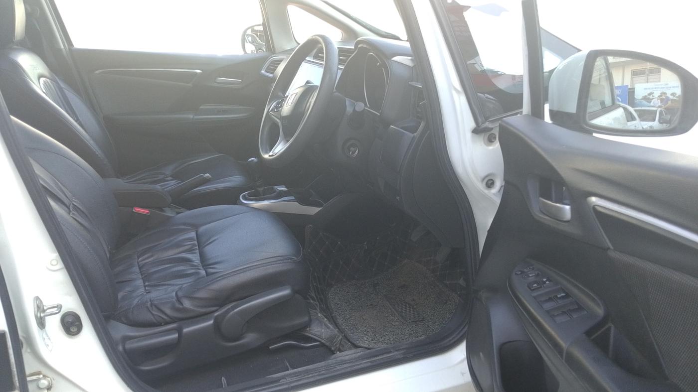2017 Honda WR-V 1.2L I-VTEC VX MT, Petrol, Manual, 79,079 km, Right Side Front Door Cabin