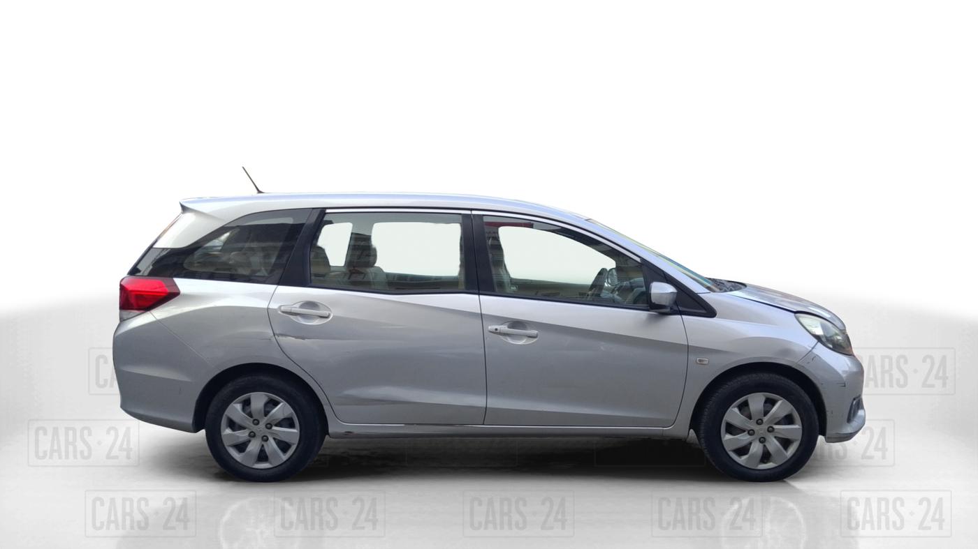 2015 Honda Mobilio 1.5L I-DTEC S, Diesel, Manual, 1,13,765 km, Right Side View
