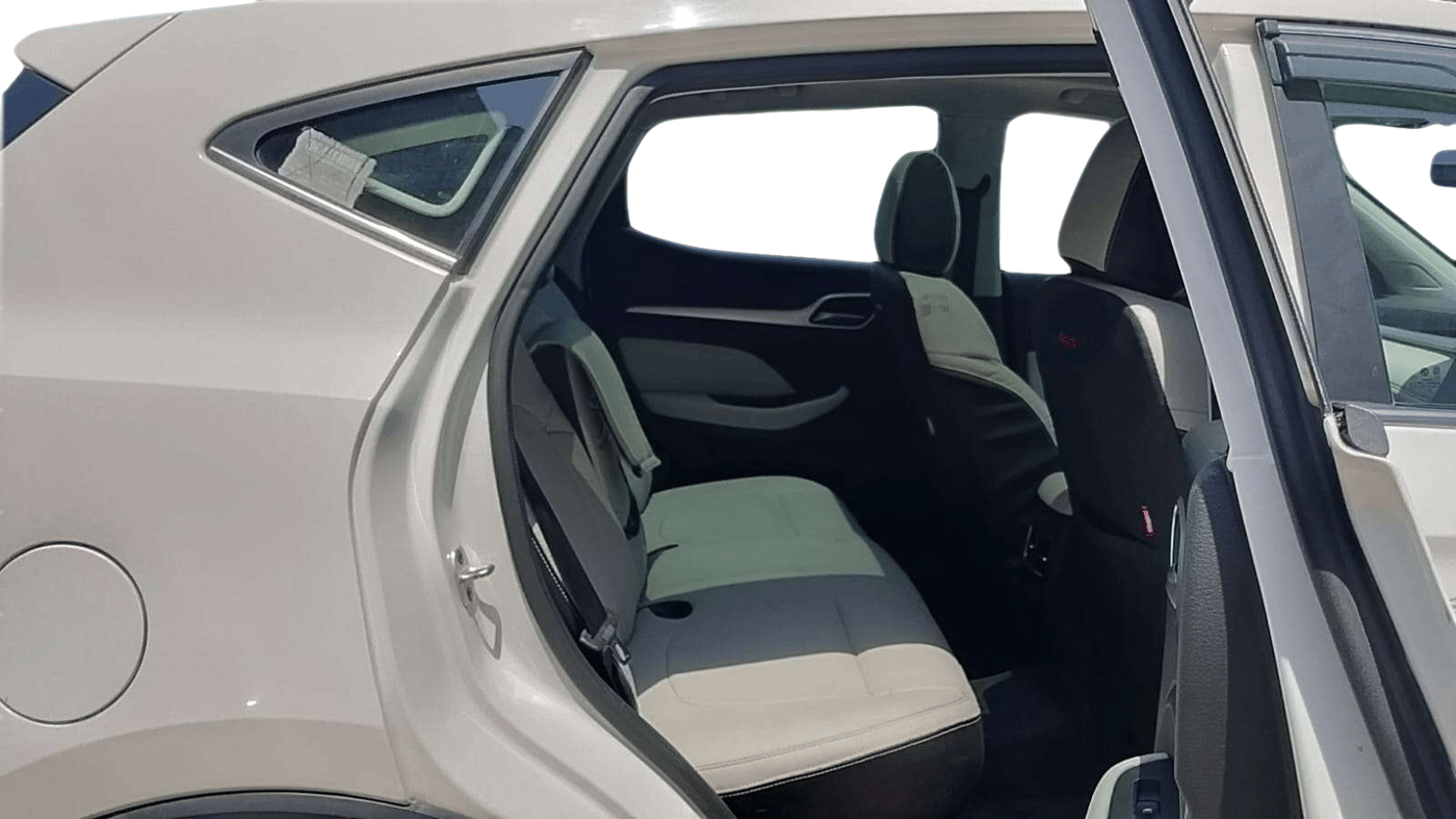 2023 MG ASTOR SMART 1.5 MT, Petrol, Manual, 26,782 km, Right Side Rear Door Cabin