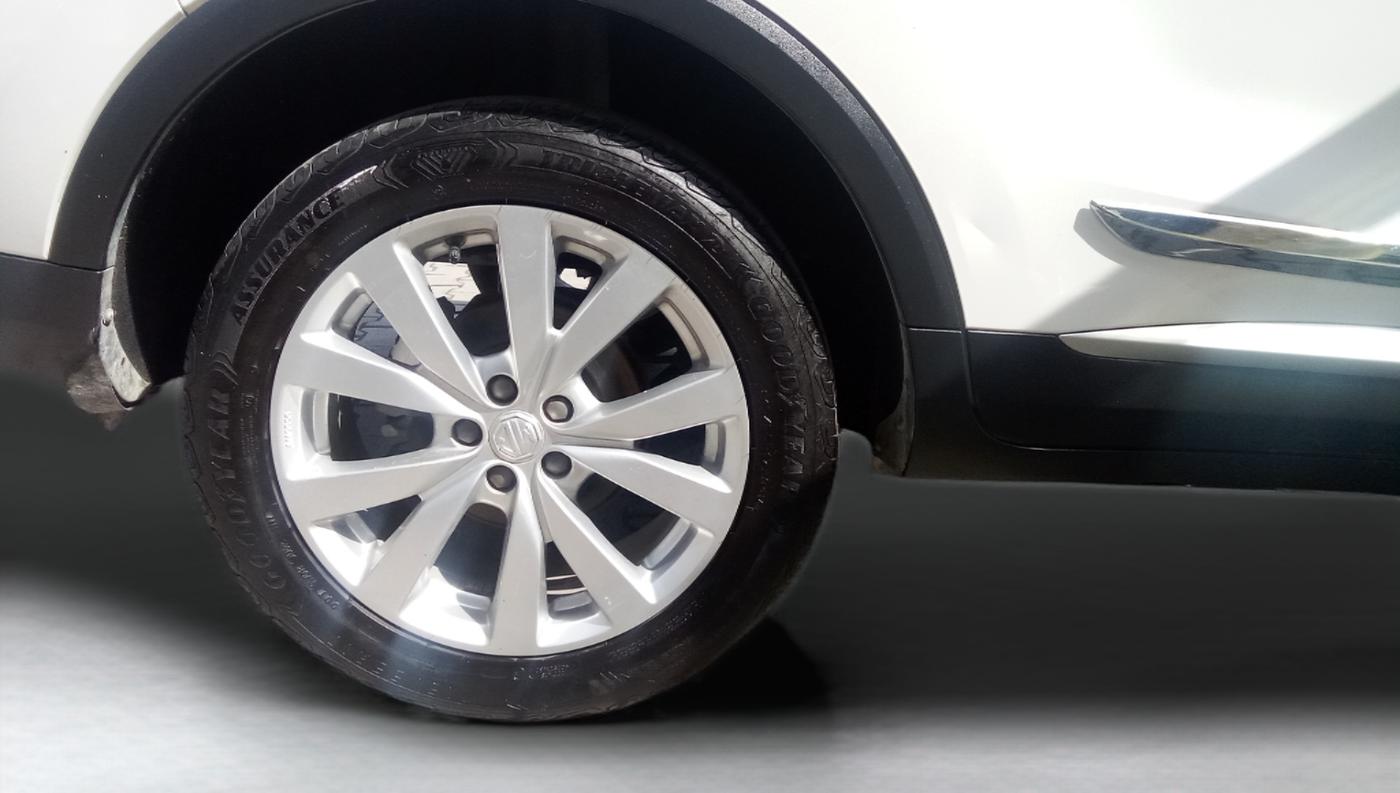 2023 MG ASTOR SMART 1.5 MT, Petrol, Manual, 26,782 km, Right Rear Wheel