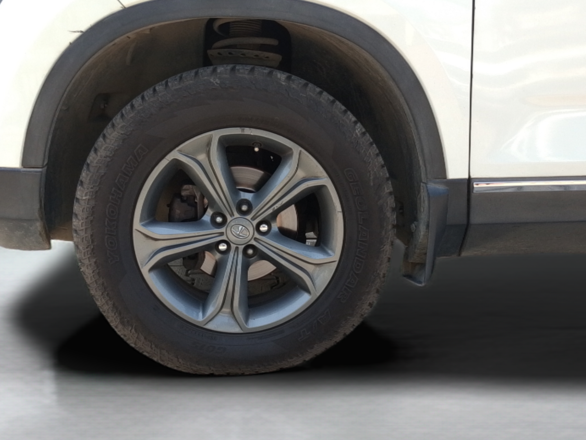2021 Tata Harrier XZ 2.0L, Diesel, Manual, 85,280 km, Left Front Wheel