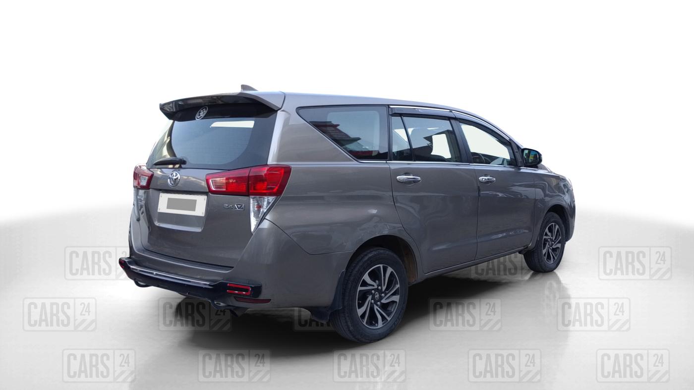 2021 Toyota Innova Crysta 2.4 VX 7 STR, Diesel, Manual, 1,12,723 km, Right Back Diagonal