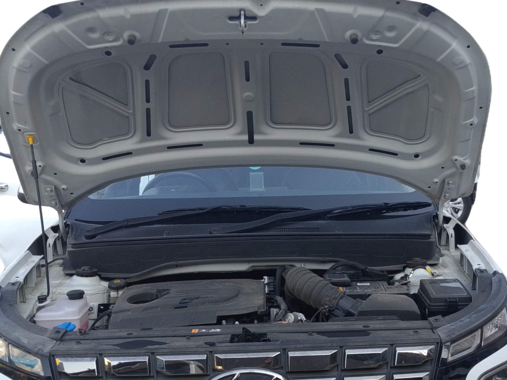 2024 Hyundai VENUE SX 1.5 CRDI, Diesel, Manual, 17,311 km, Open Bonnet