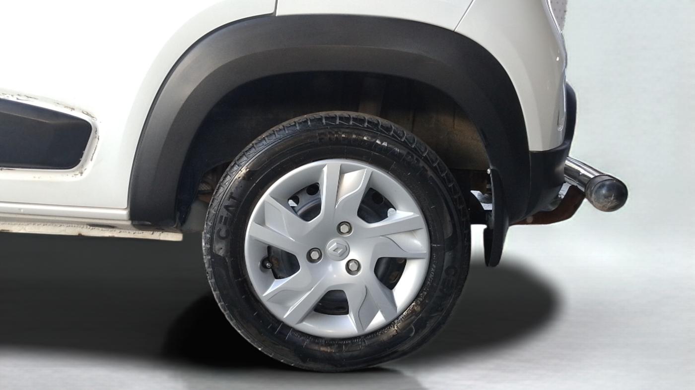 2021 Renault Kwid RXT 1.0 (O), Petrol, Manual, 10,708 km, Left Rear Wheel