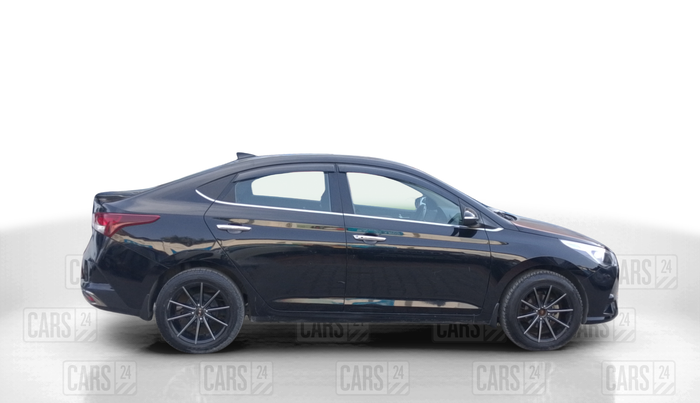2022 Hyundai Verna SX 1.5 VTVT, Petrol, Manual, 46,501 km, Right Side View