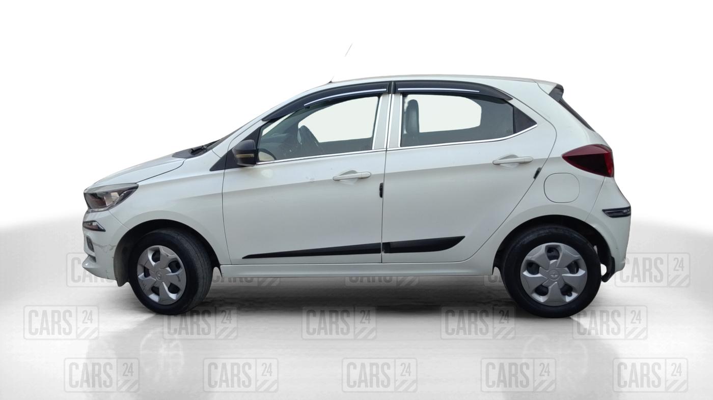 2020 Tata Tiago XT PETROL, Petrol, Manual, 63,128 km, Left Side