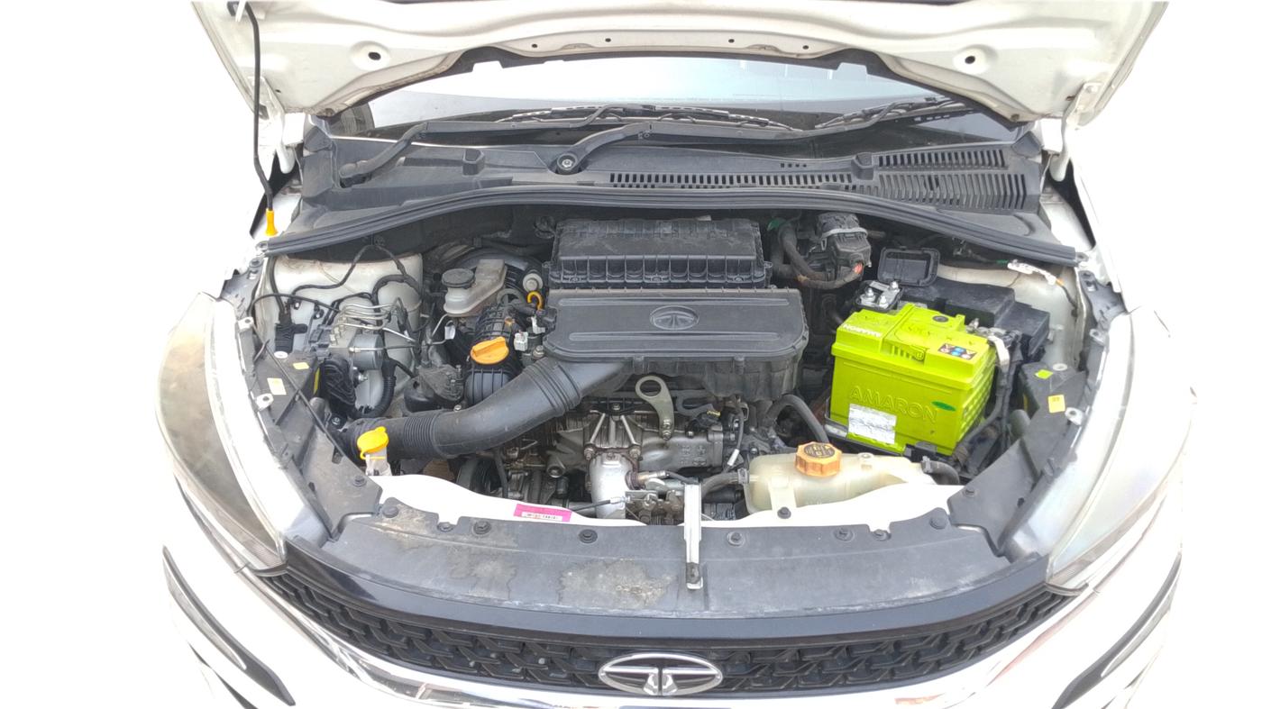 2020 Tata Tiago XT PETROL, Petrol, Manual, 63,128 km, Open Bonnet