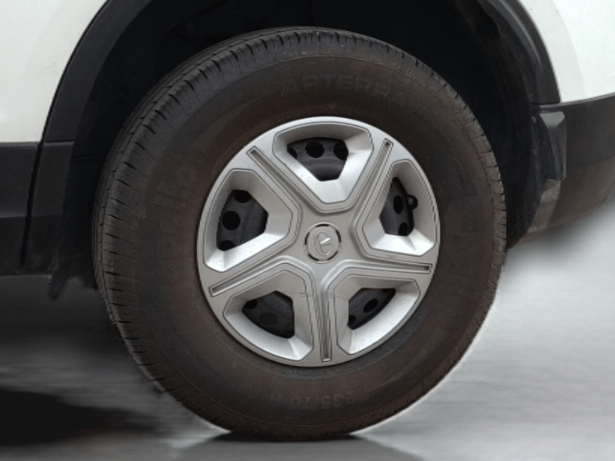 2021 Tata Harrier XM 2.0L KRYOTEC, Diesel, Manual, 77,690 km, Left Rear Wheel