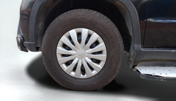 2022 Mahindra BOLERO NEO N 8, Diesel, Manual, 25,773 km, Left Front Wheel