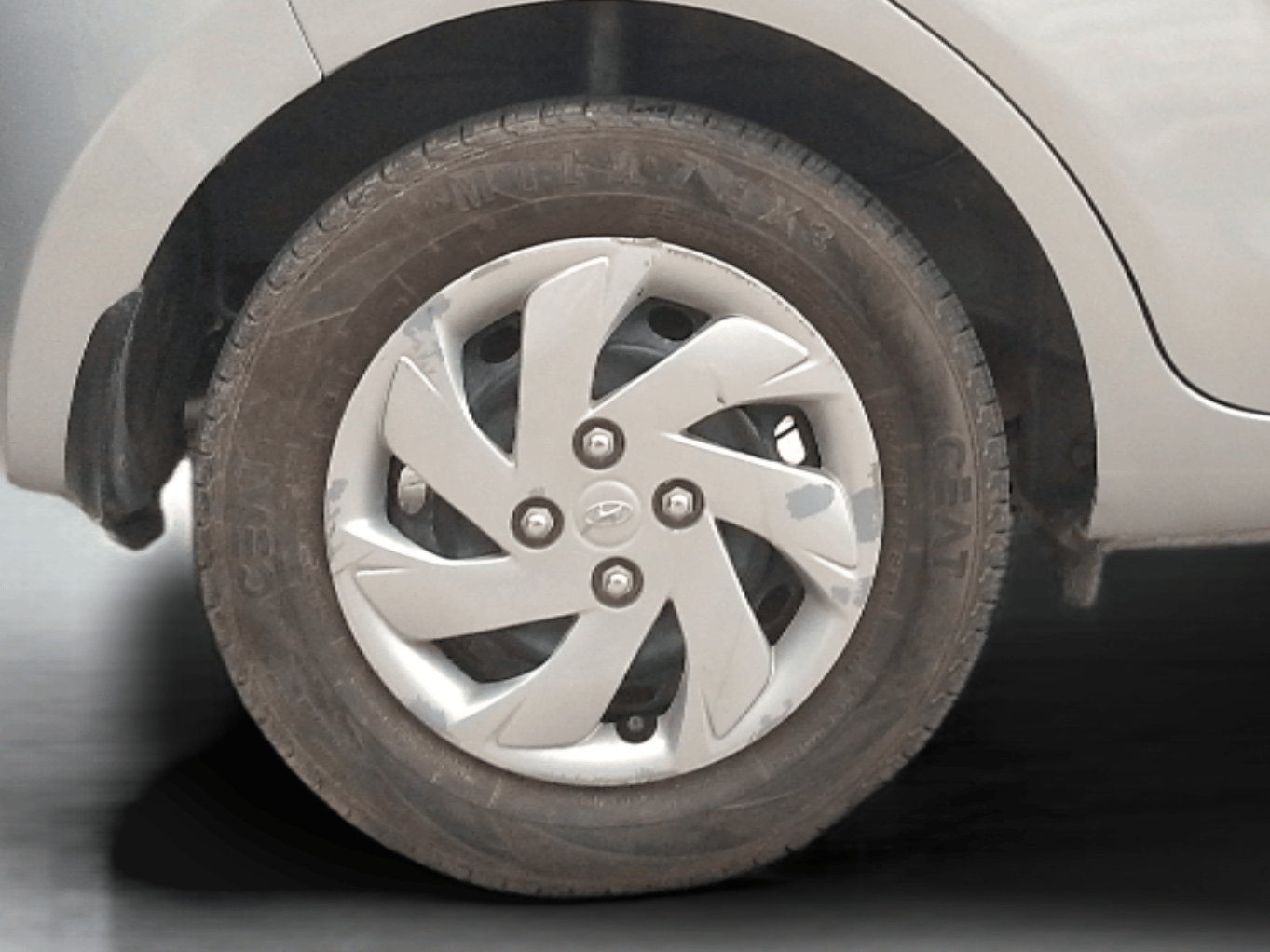 2018 Hyundai NEW SANTRO ASTA MT, Petrol, Manual, 64,705 km, Right Rear Wheel