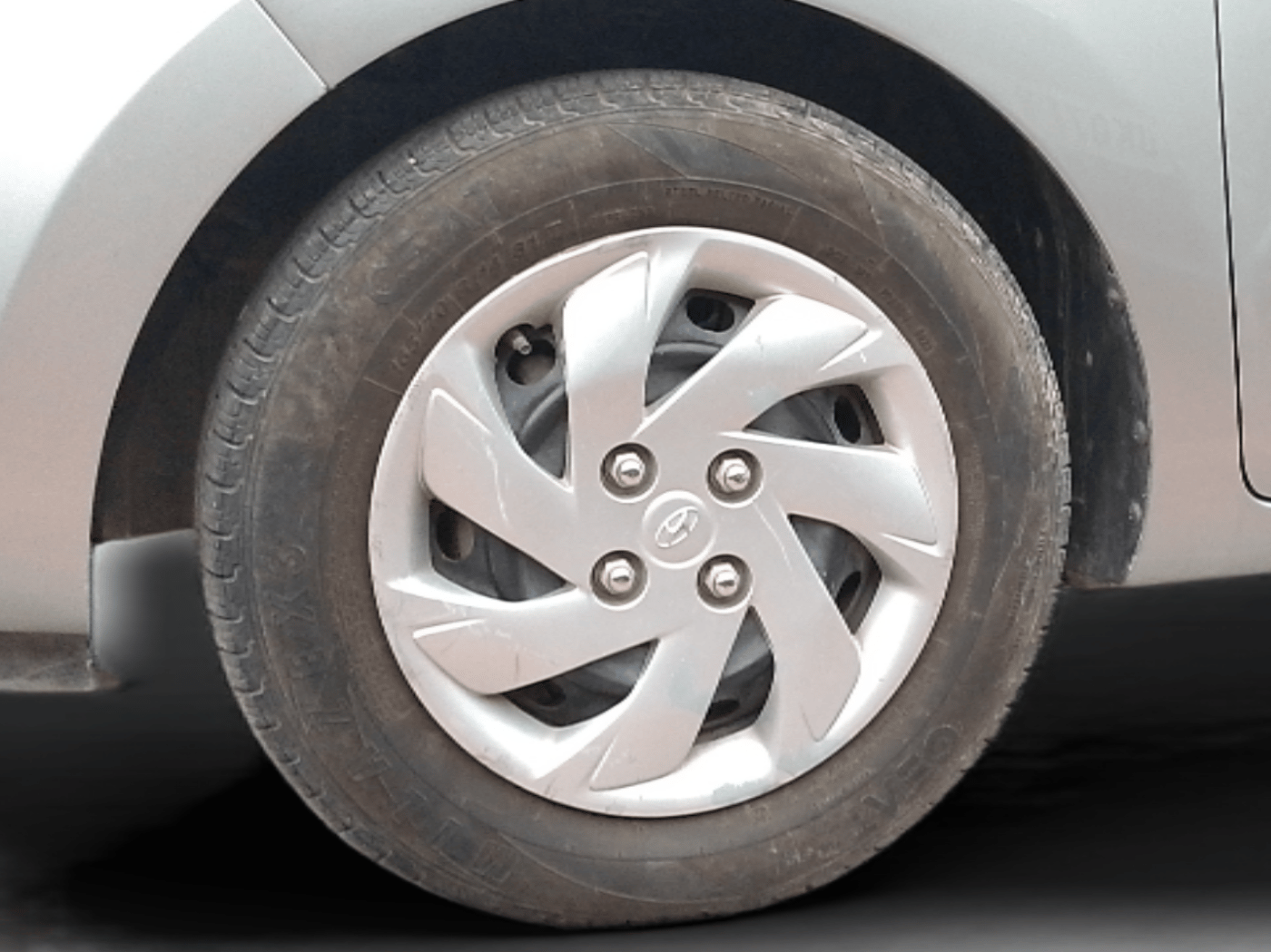 2018 Hyundai NEW SANTRO ASTA MT, Petrol, Manual, 64,705 km, Left Front Wheel
