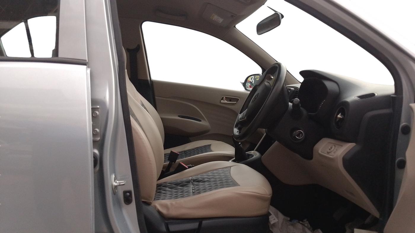 2018 Hyundai NEW SANTRO ASTA MT, Petrol, Manual, 64,705 km, Right Side Front Door Cabin