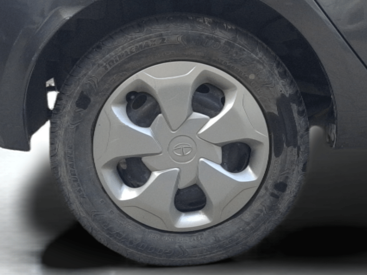 2021 Tata Tiago XT PETROL, Petrol, Manual, 86,559 km, Right Rear Wheel
