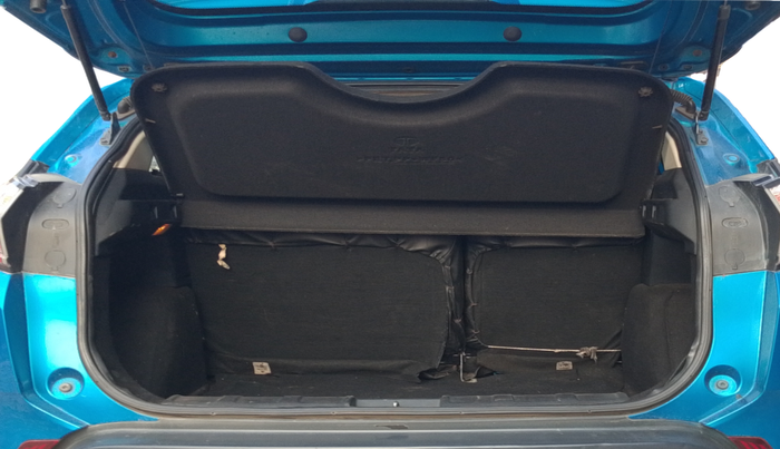 2017 Tata NEXON XZ PLUS DIESEL, Diesel, Manual, 48,870 km, Boot Inside