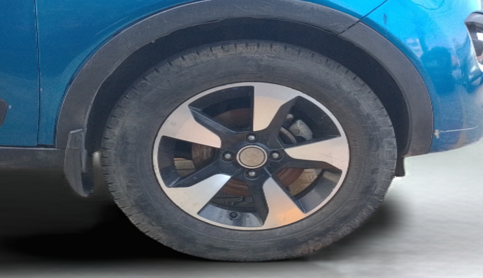 2017 Tata NEXON XZ PLUS DIESEL, Diesel, Manual, 48,870 km, Right Front Wheel