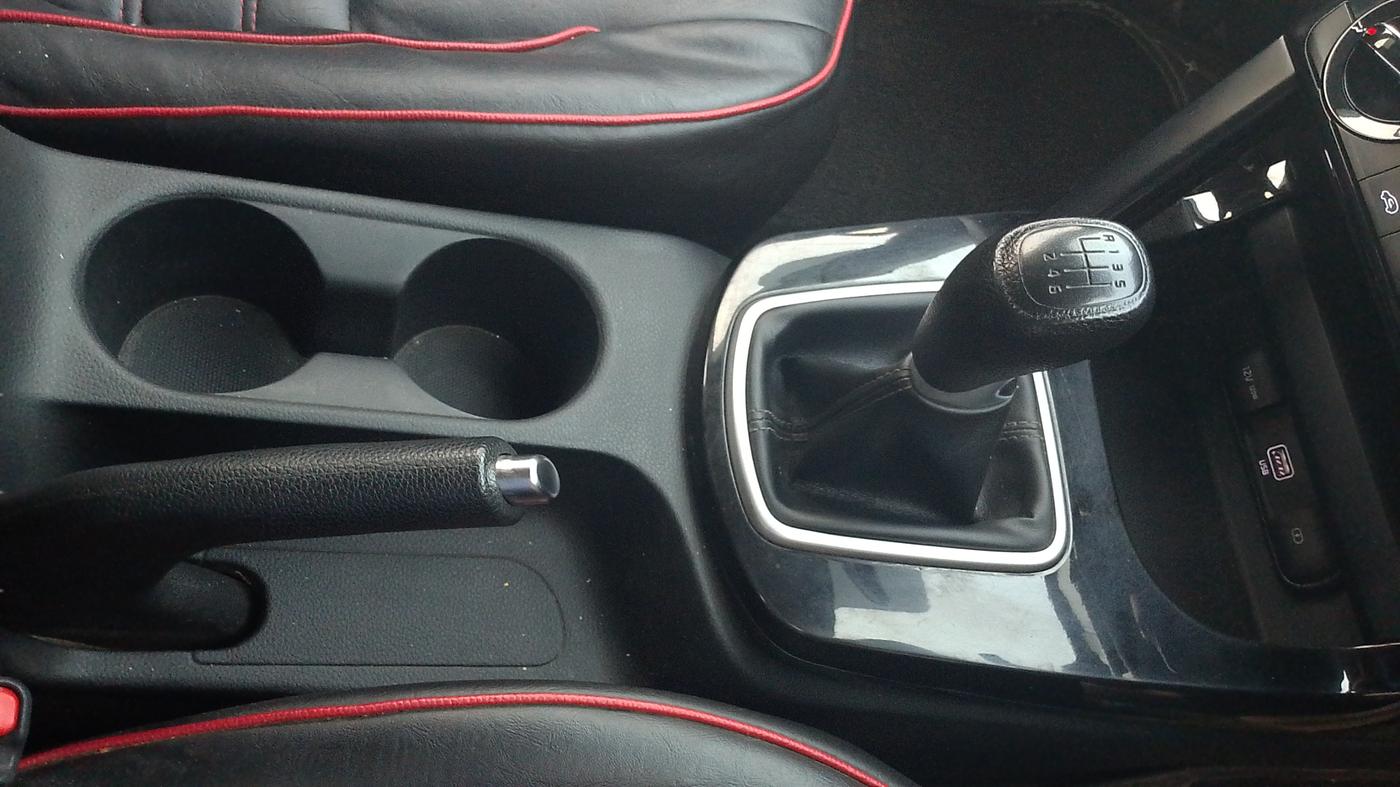 2019 KIA SELTOS HTK PLUS 1.5 DIESEL, Diesel, Manual, 80,887 km, Gear Lever