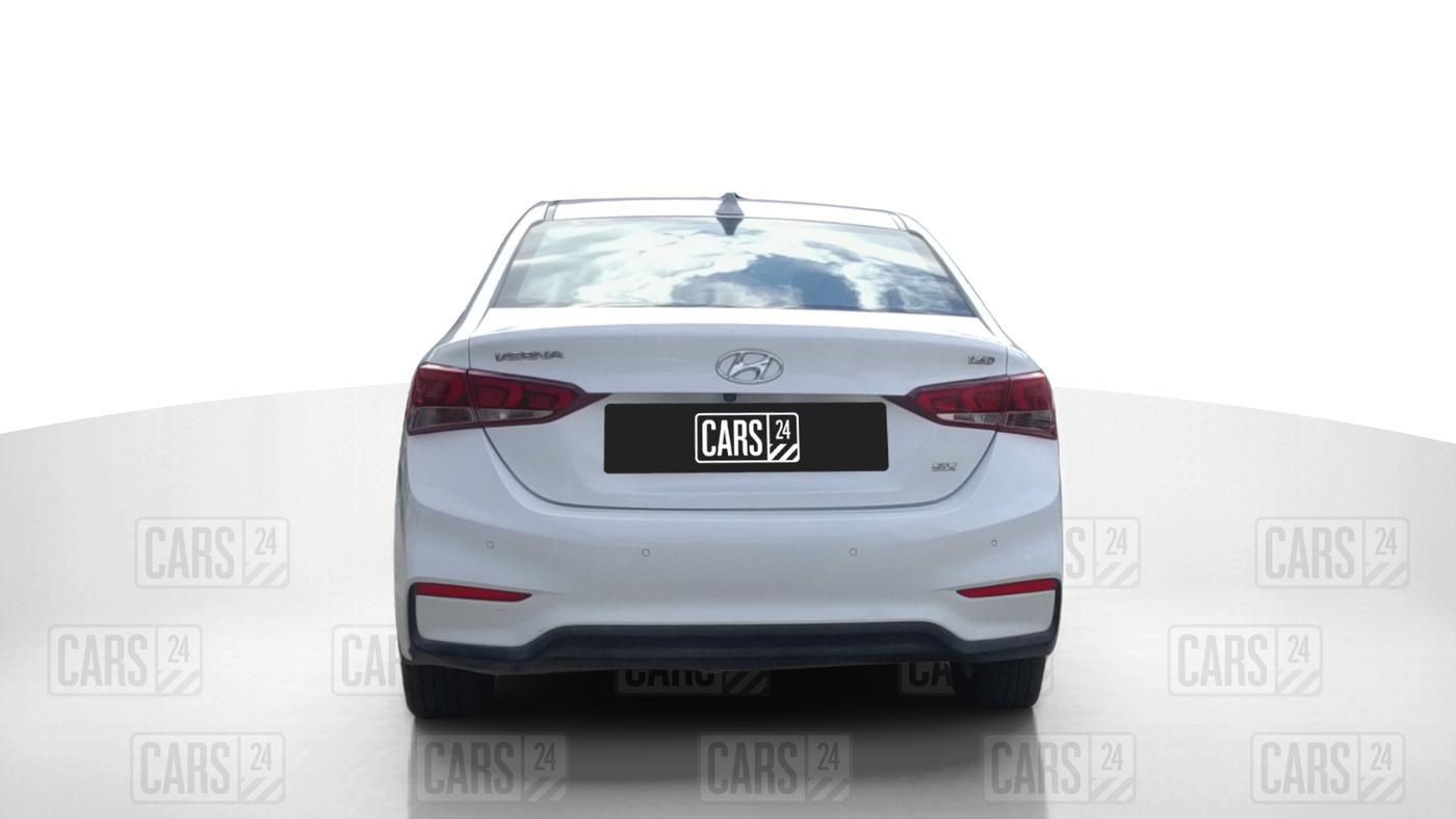 2019 Hyundai Verna 1.6 CRDI SX, Diesel, Manual, 1,08,257 km, Back/Rear