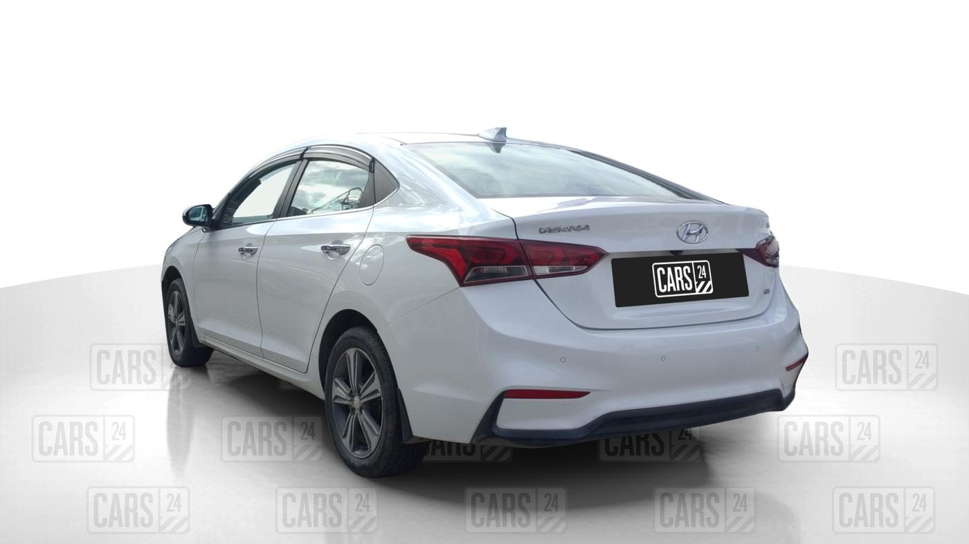 2019 Hyundai Verna 1.6 CRDI SX, Diesel, Manual, 1,08,257 km, Left Back Diagonal