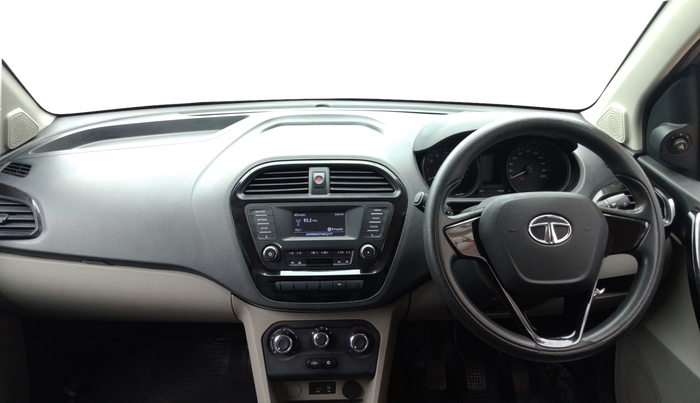 2018 Tata Tiago XT PETROL, Petrol, Manual, 53,142 km, Dashboard