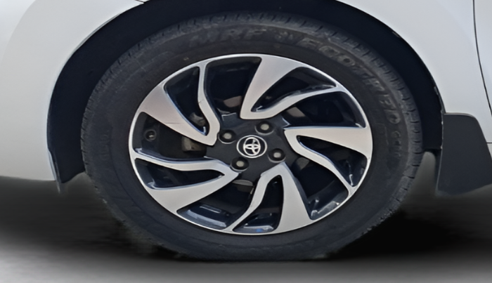 2020 Toyota Glanza V, Petrol, Manual, 50,509 km, Left Front Wheel