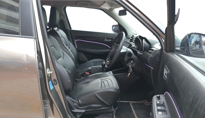2020 Maruti Swift VXI, Petrol, Manual, 48,237 km, Right Side Front Door Cabin