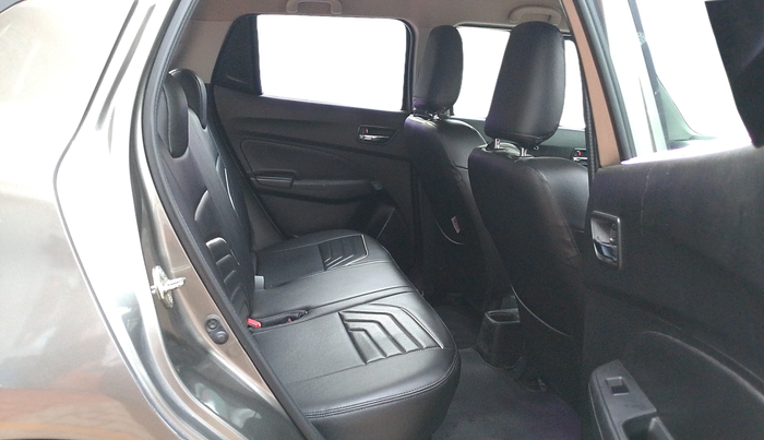 2020 Maruti Swift VXI, Petrol, Manual, 48,237 km, Right Side Rear Door Cabin