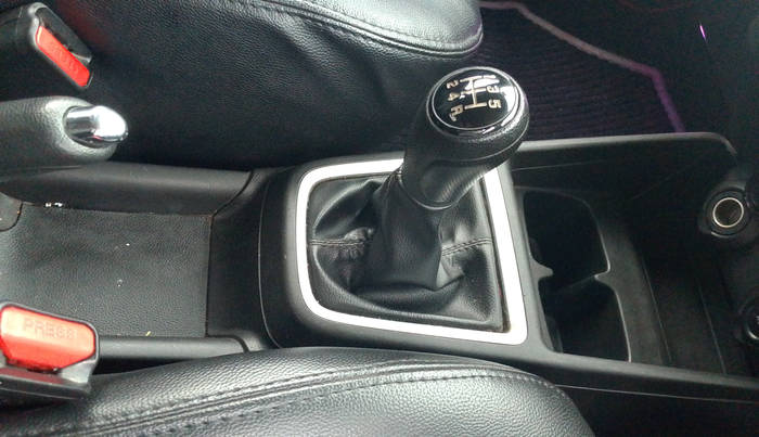 2020 Maruti Swift VXI, Petrol, Manual, 48,237 km, Gear Lever