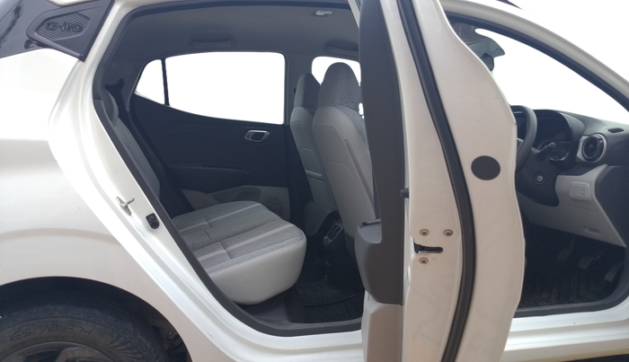 2019 Hyundai GRAND I10 NIOS SPORTZ 1.2 KAPPA VTVT, Petrol, Manual, 36,346 km, Right Side Rear Door Cabin