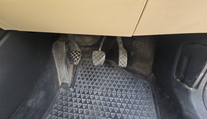 2016 Skoda Rapid AMBITION 1.5 TDI, Diesel, Manual, 65,263 km, Pedals