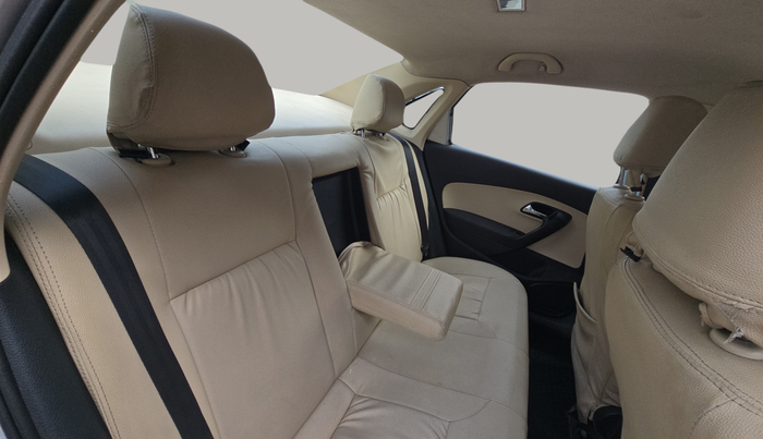 2016 Skoda Rapid AMBITION 1.5 TDI, Diesel, Manual, 65,263 km, Right Side Rear Door Cabin