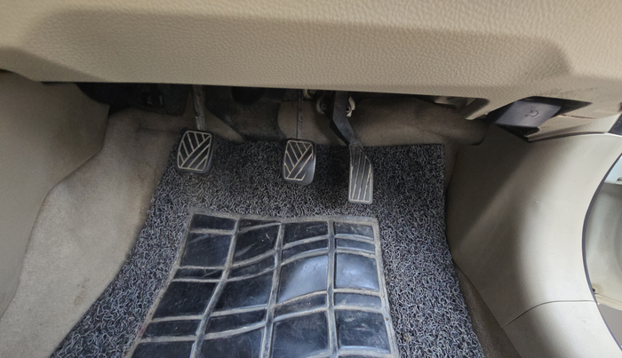 2013 Maruti Swift Dzire VXI, Petrol, Manual, 67,256 km, Pedals