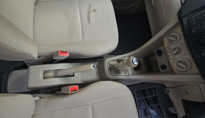 2013 Maruti Swift Dzire VXI, Petrol, Manual, 67,256 km, Gear Lever