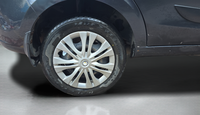 2016 Tata Zest XM PETROL, Petrol, Manual, 80,363 km, Right Rear Wheel