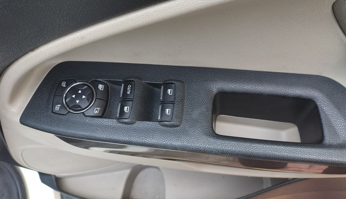 2019 Ford Ecosport TITANIUM + 1.5L PETROL AT, Petrol, Automatic, 32,946 km, Driver Side Door Panel Controls